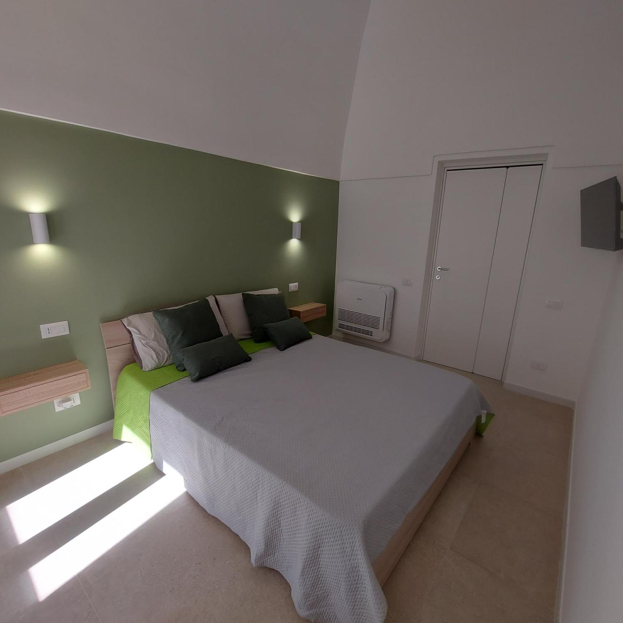 La Casa Di Alice Apartment Monopoli Bagian luar foto
